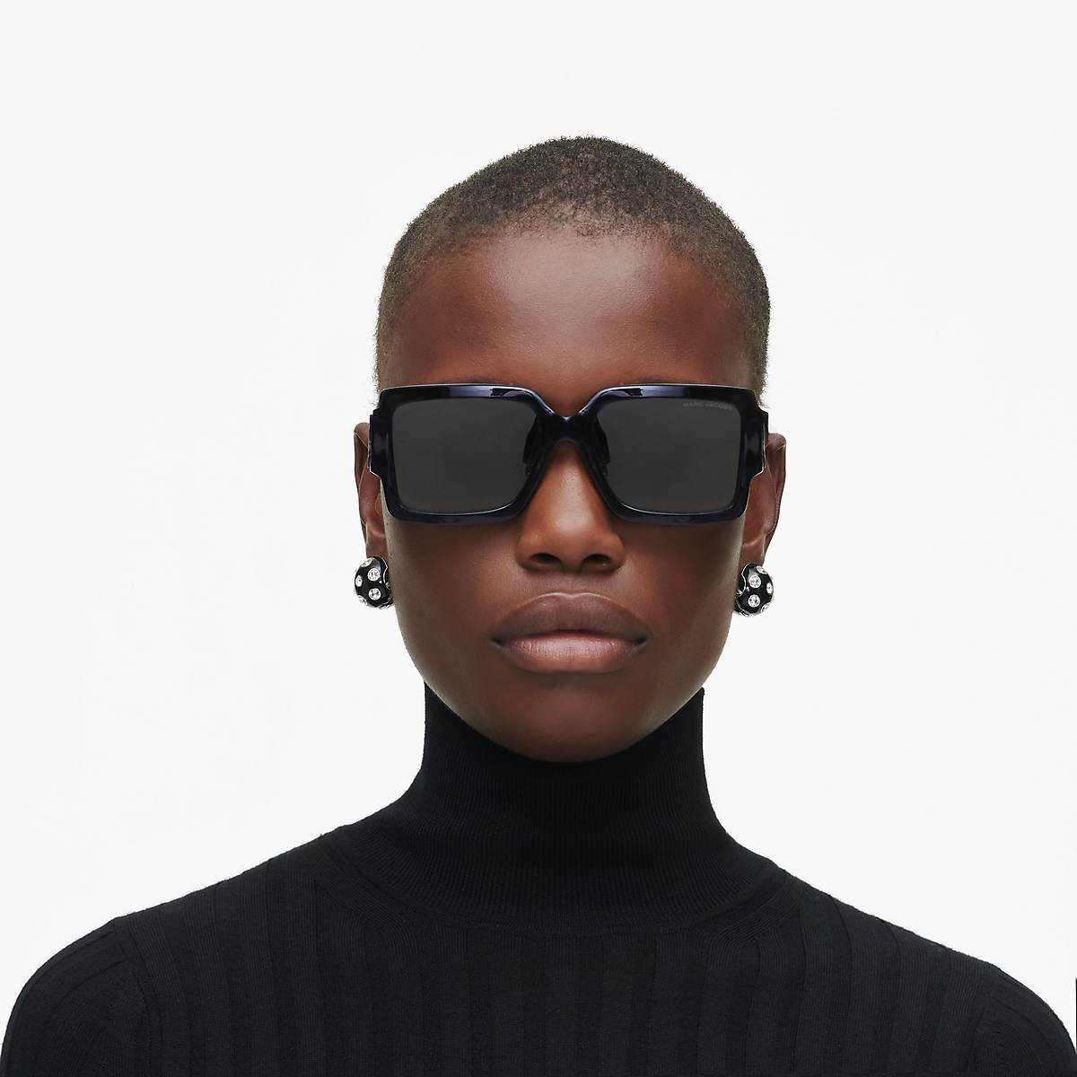 Women Marc Jacobs Bold Logo Square Sunglasses Black / White | UK MJ8407-K30