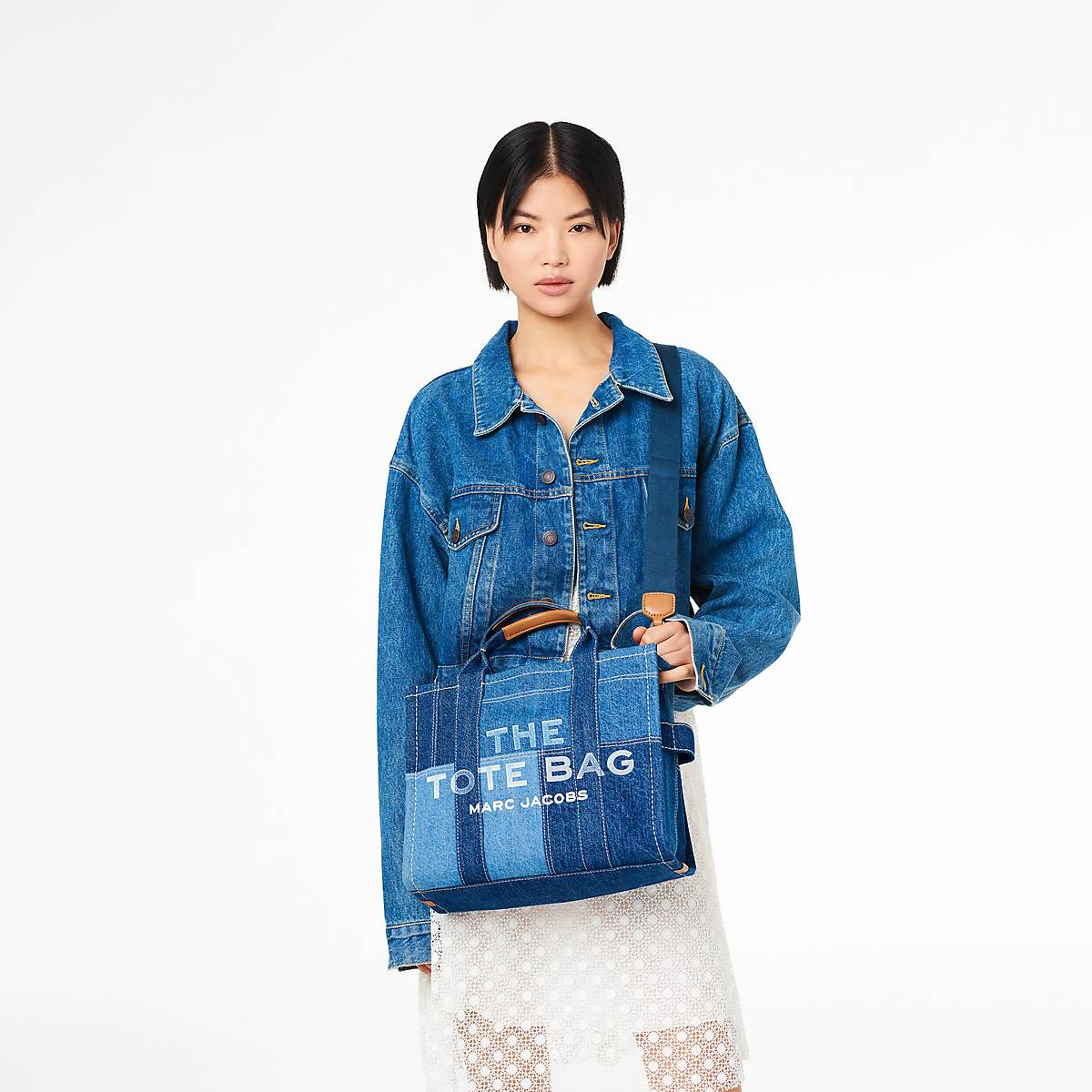 Women Marc Jacobs Denim Medium Tote Bags Blue | UK MJ2105-Z25