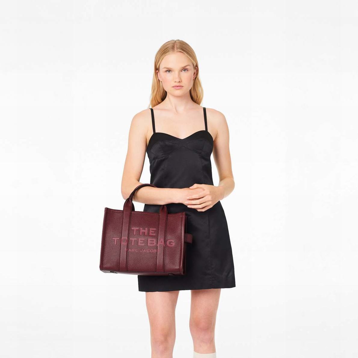 Women Marc Jacobs Leather Medium Tote Bags Burgundy | UK MJ0398-B06